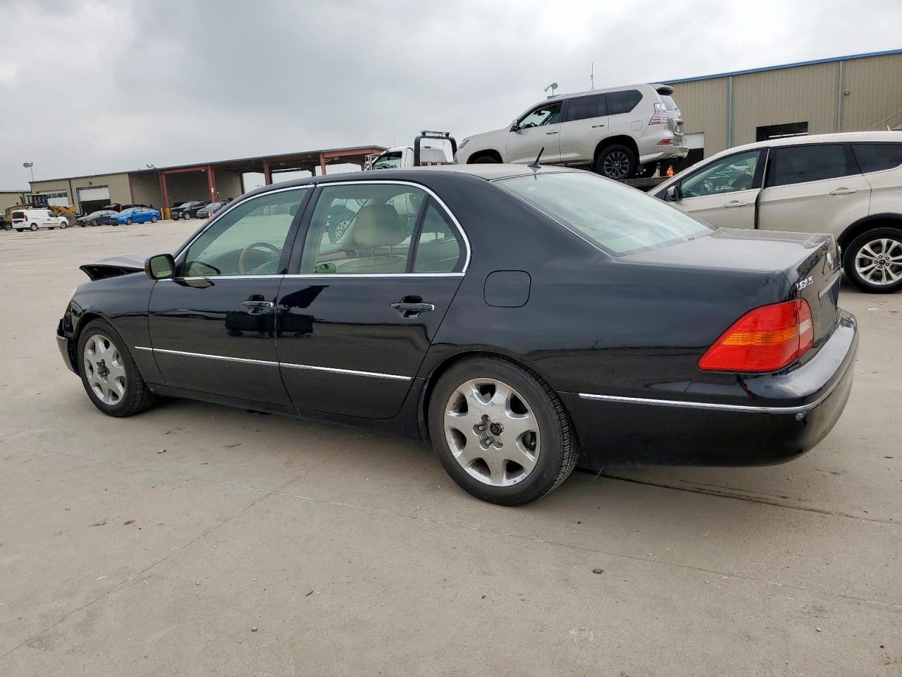 2002 Lexus Ls 430 - Image 2