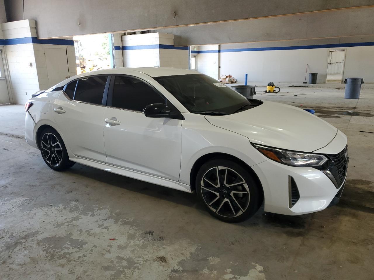 2024 Nissan Sentra Sr - Image 4