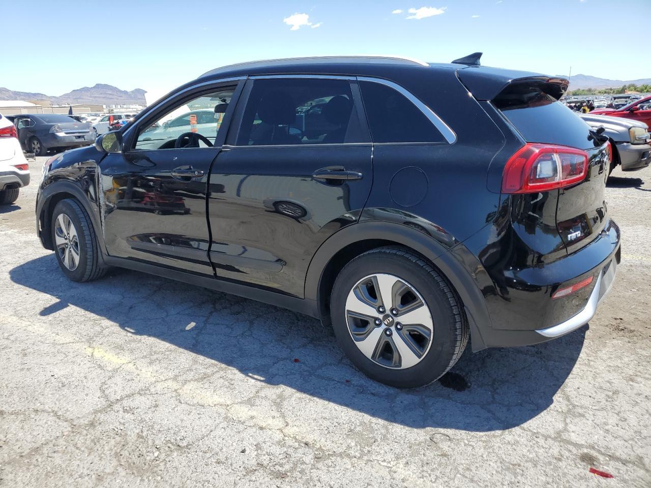 2017 Kia Niro Fe - Image 2