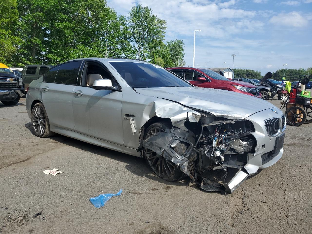 2011 BMW 550 Xi - Фото 4