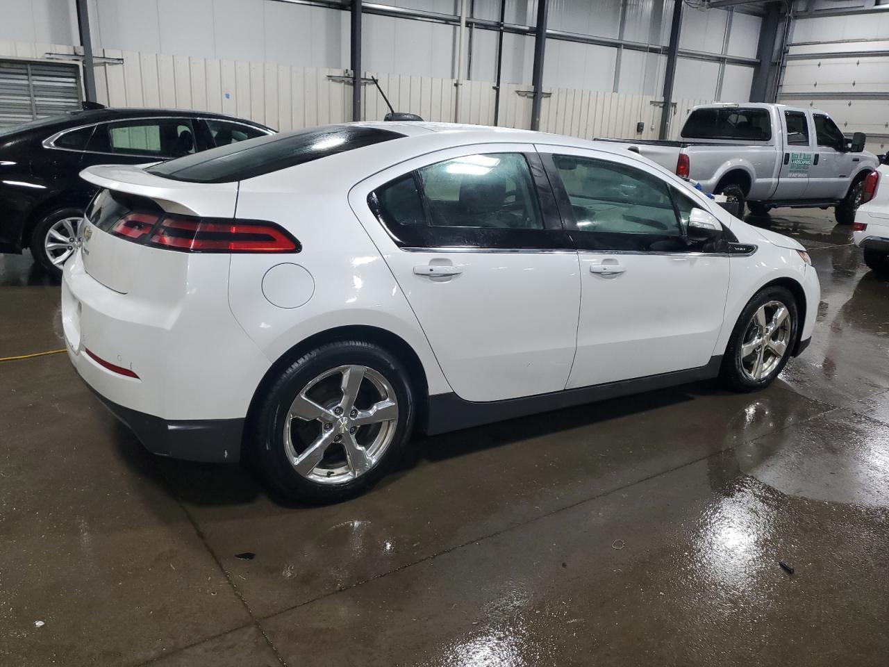 2015 Chevrolet Volt - Фото 3