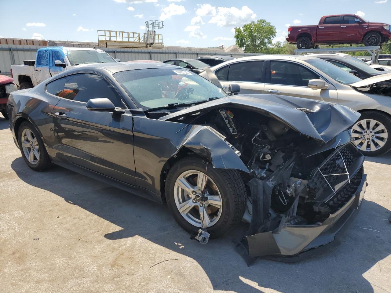 2019 Ford Mustang - Фото 4