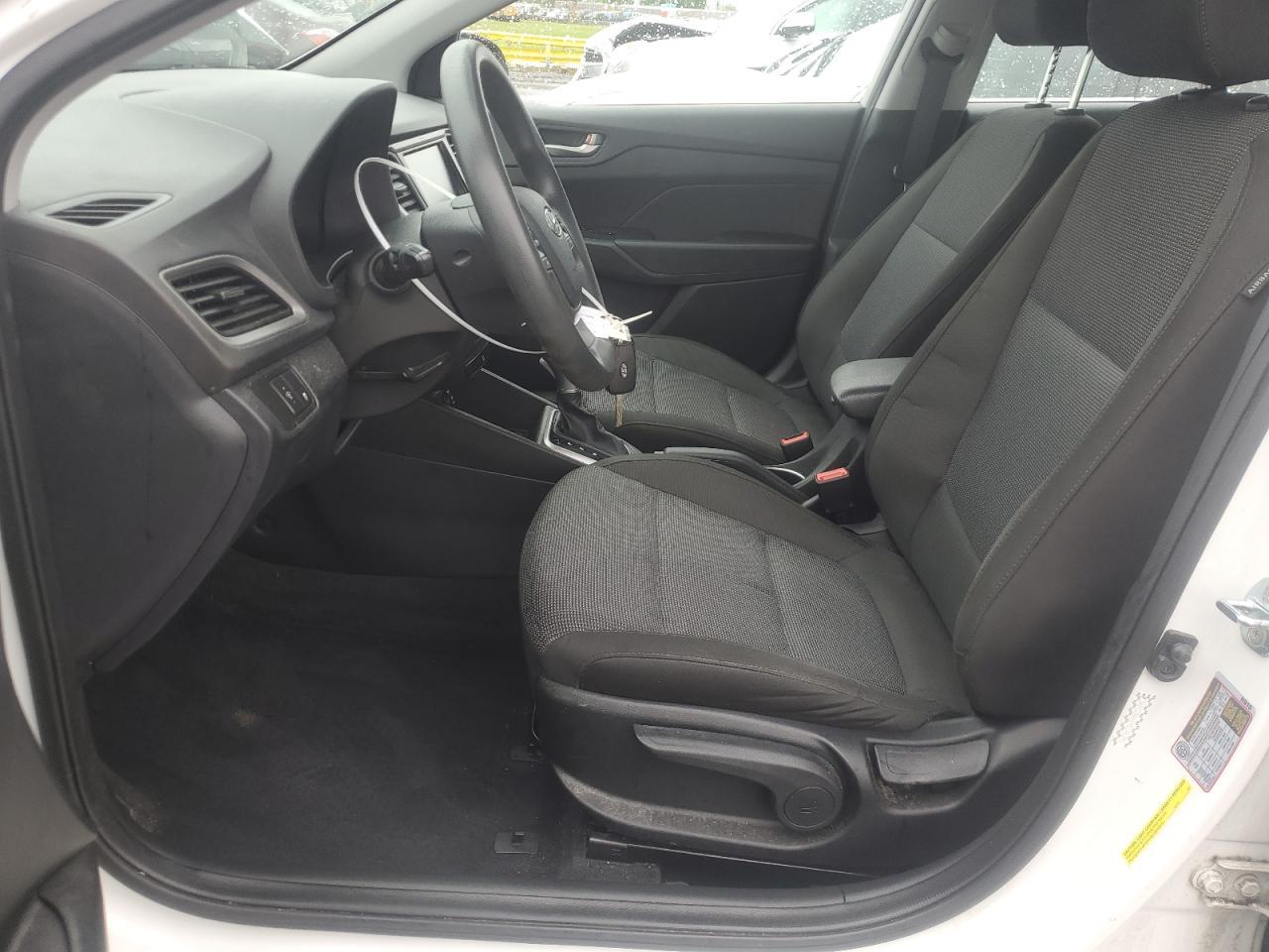 2021 Hyundai Accent Se - Фото 7