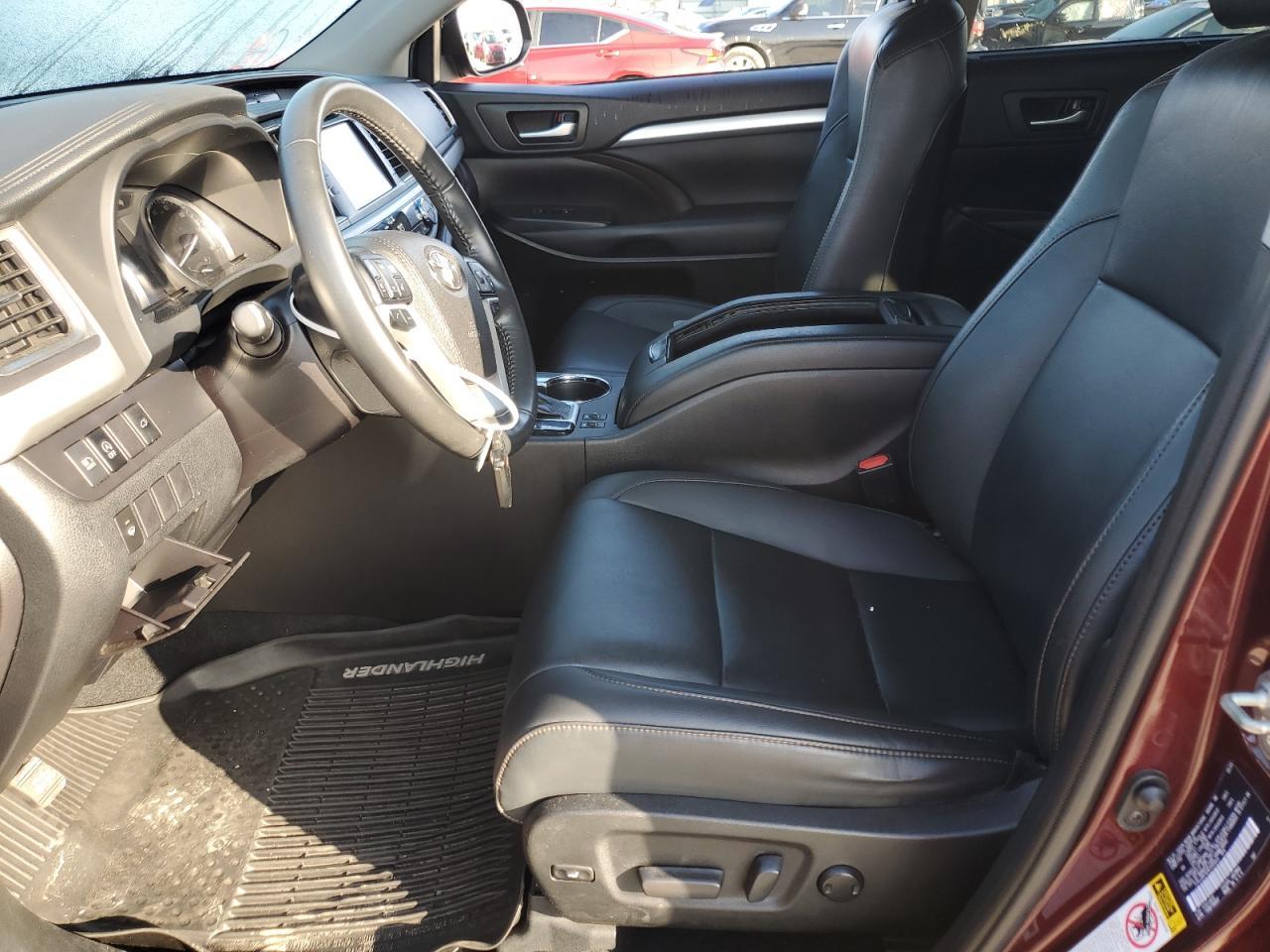 2019 Toyota Highlander Se - Фото 7