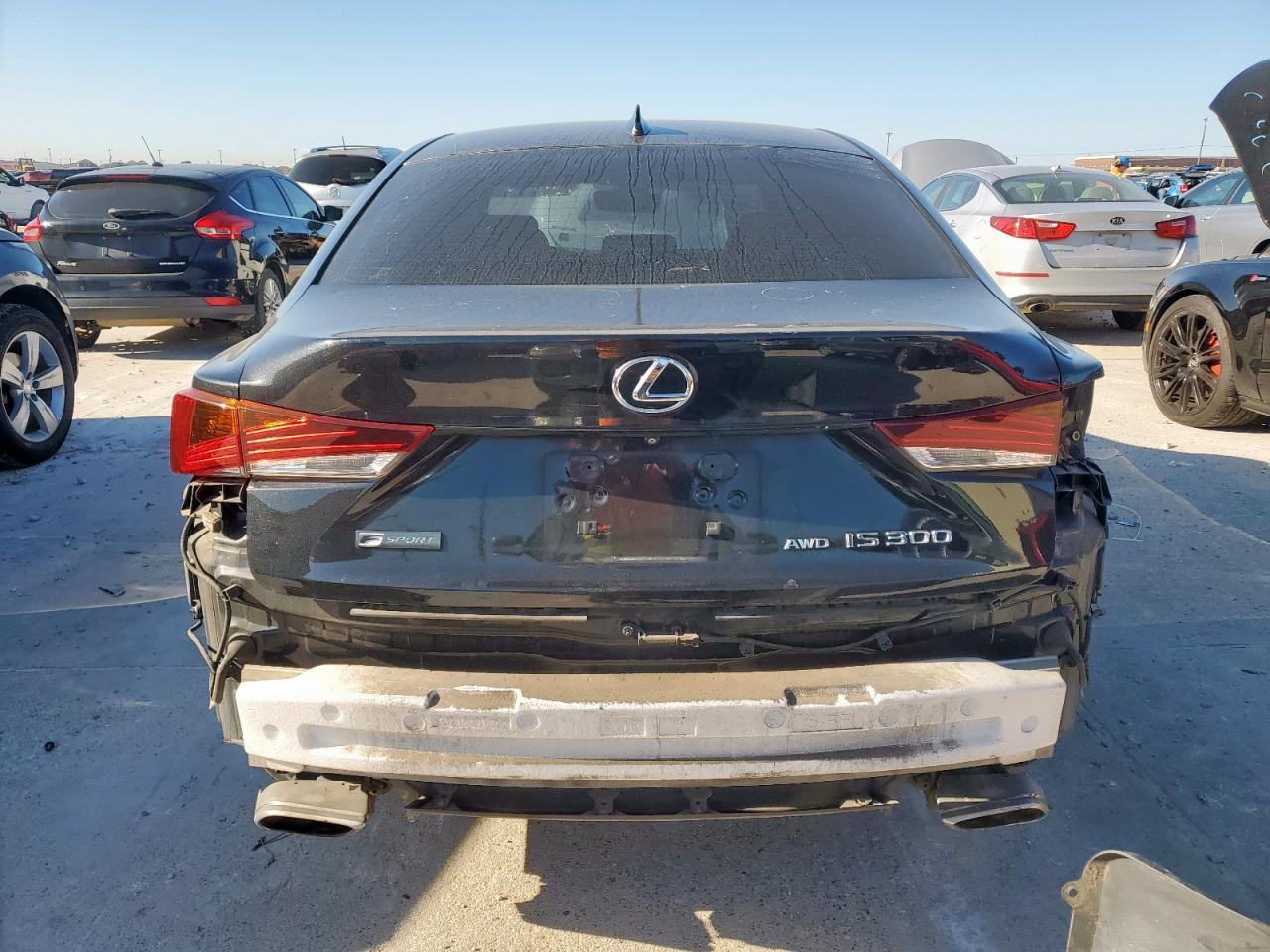 2017 Lexus Is 300 - Фото 6