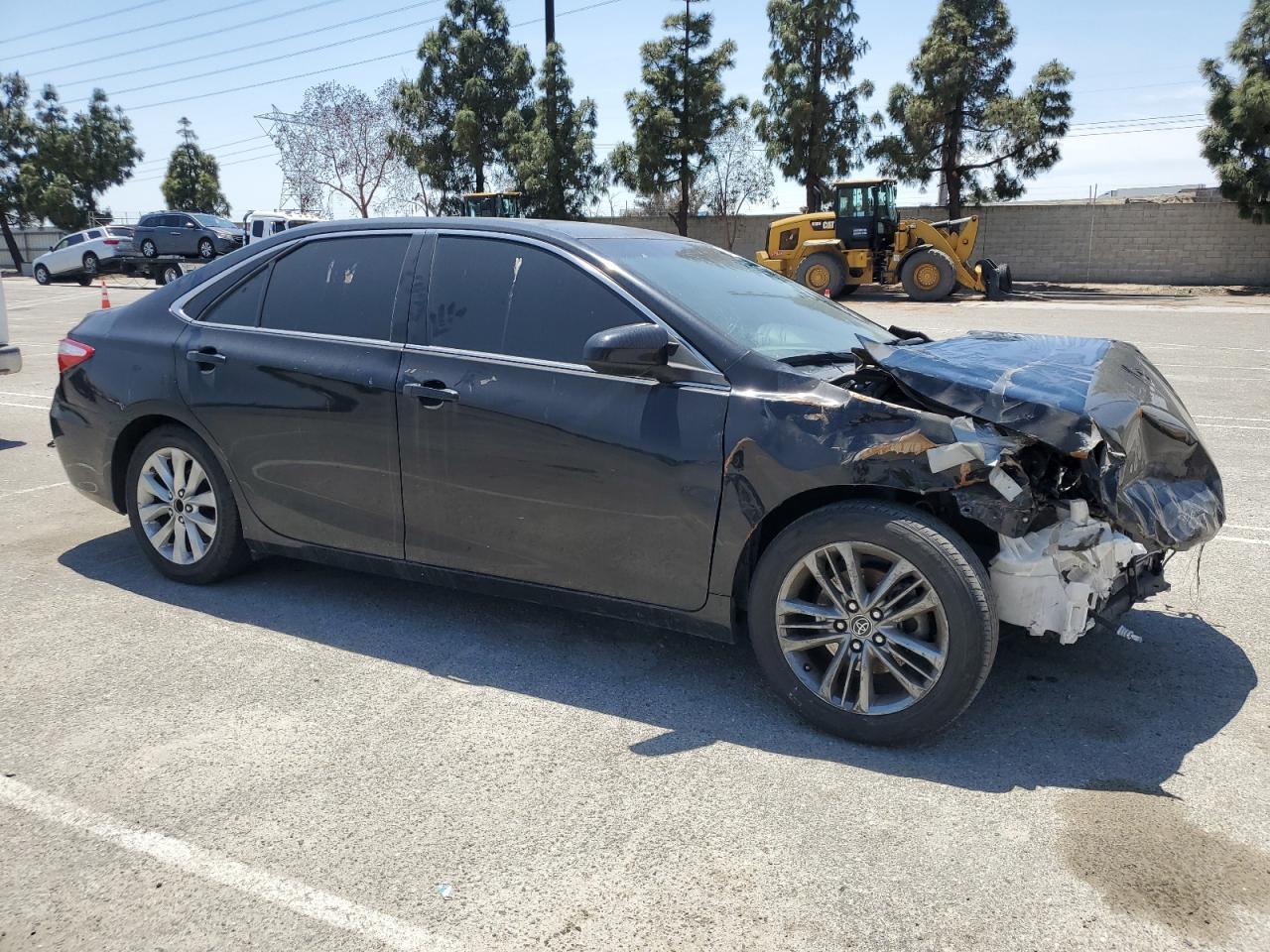 2015 Toyota Camry Le - Фото 4