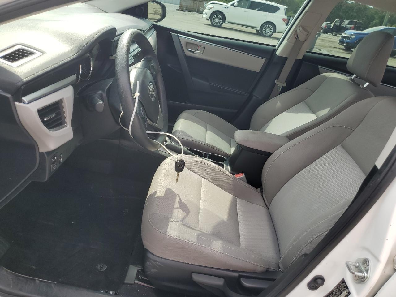 2014 Toyota Corolla L - Фото 7