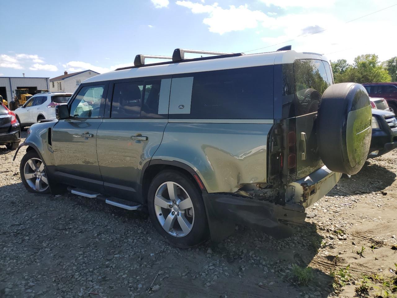 2023 Land Rover Defender 130 S - Фото 2