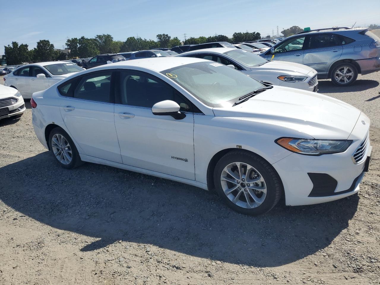 2019 Ford Fusion Se - Фото 4