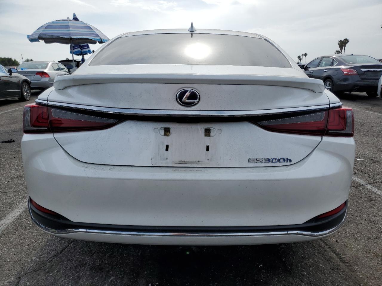 2021 Lexus Es 300H Base - Image 6
