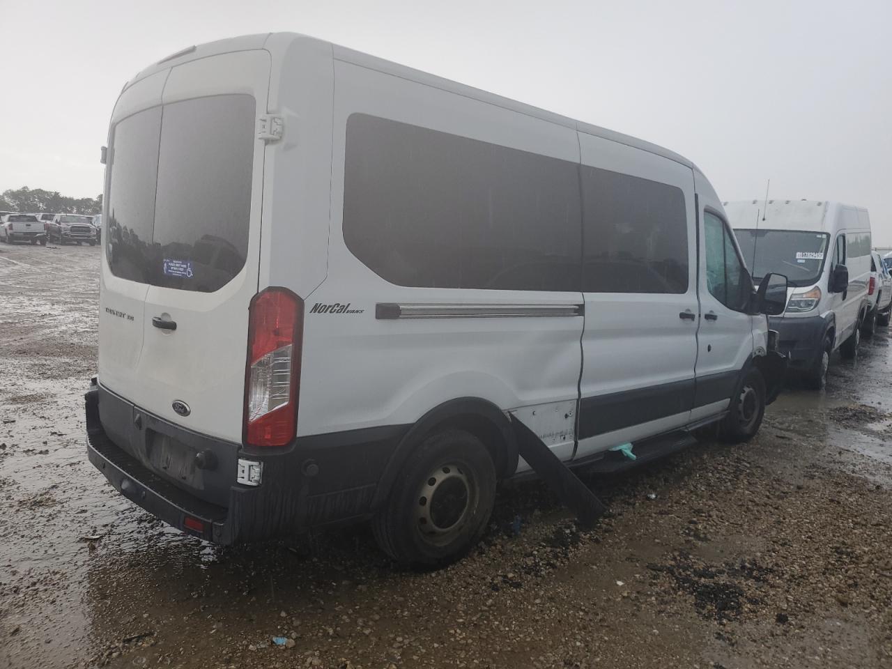 2015 Ford Transit T-350 - Image 3