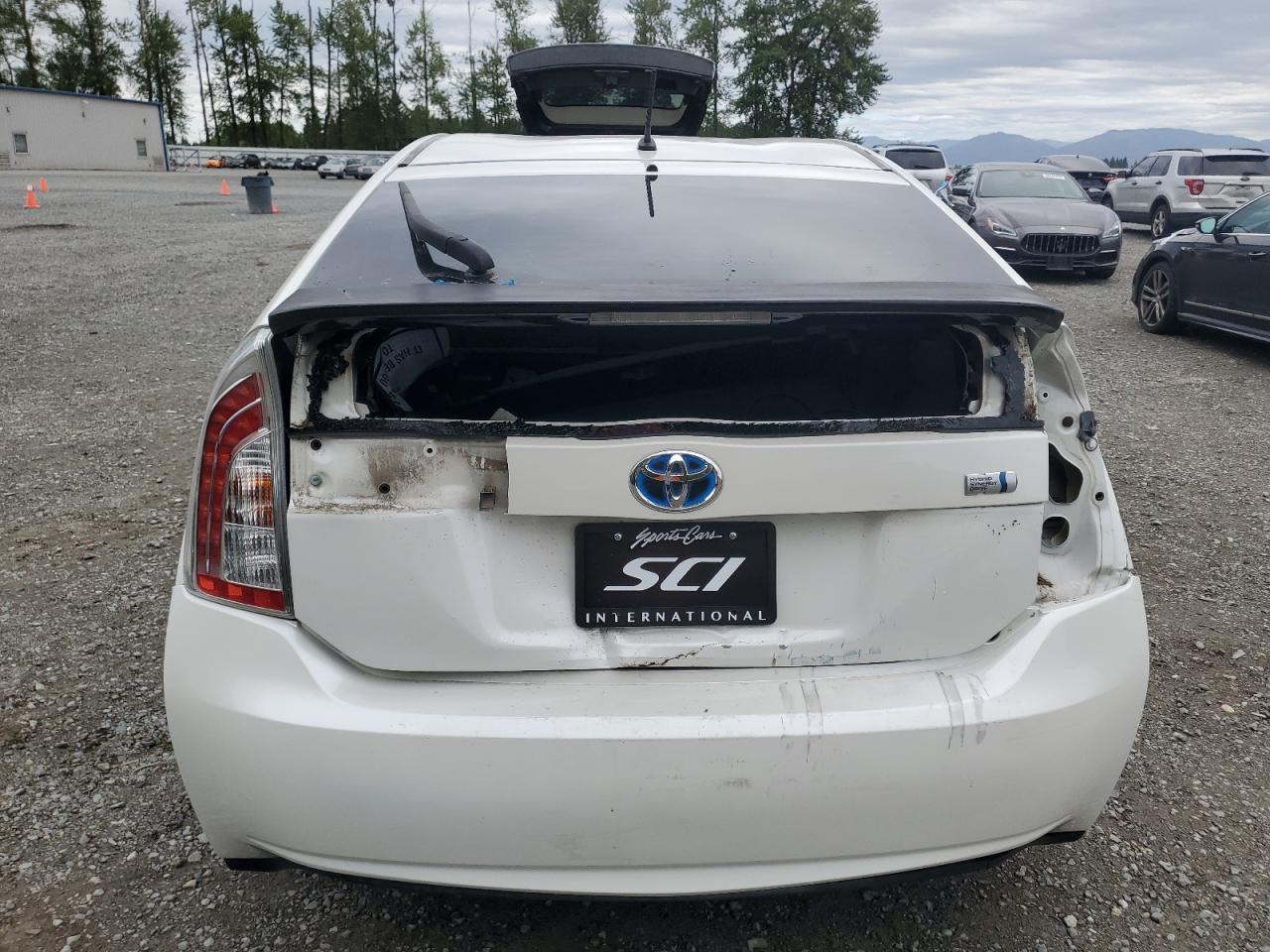 2013 Toyota Prius - Фото 6