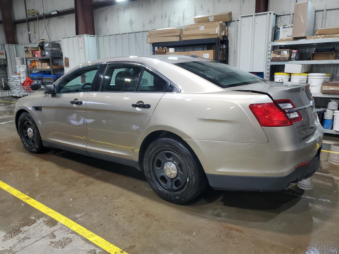 2013 Ford Taurus Police Interceptor - Фото 2