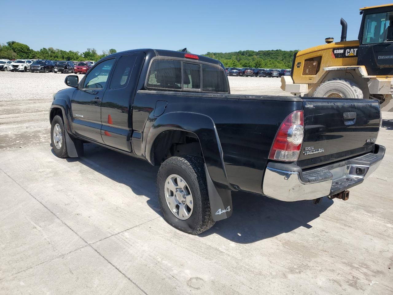 2014 Toyota Tacoma - Фото 2