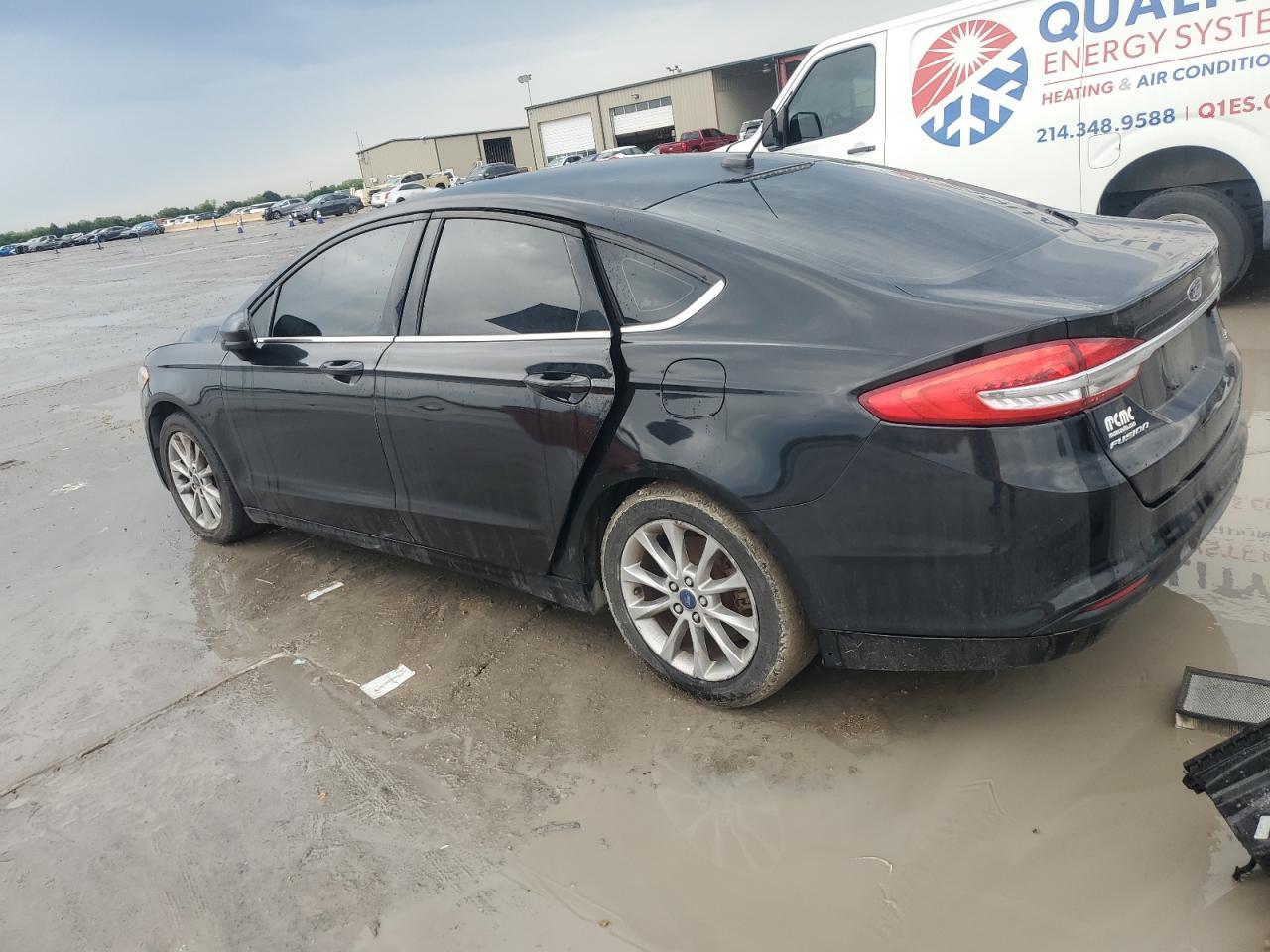 2017 Ford Fusion Se - Фото 2
