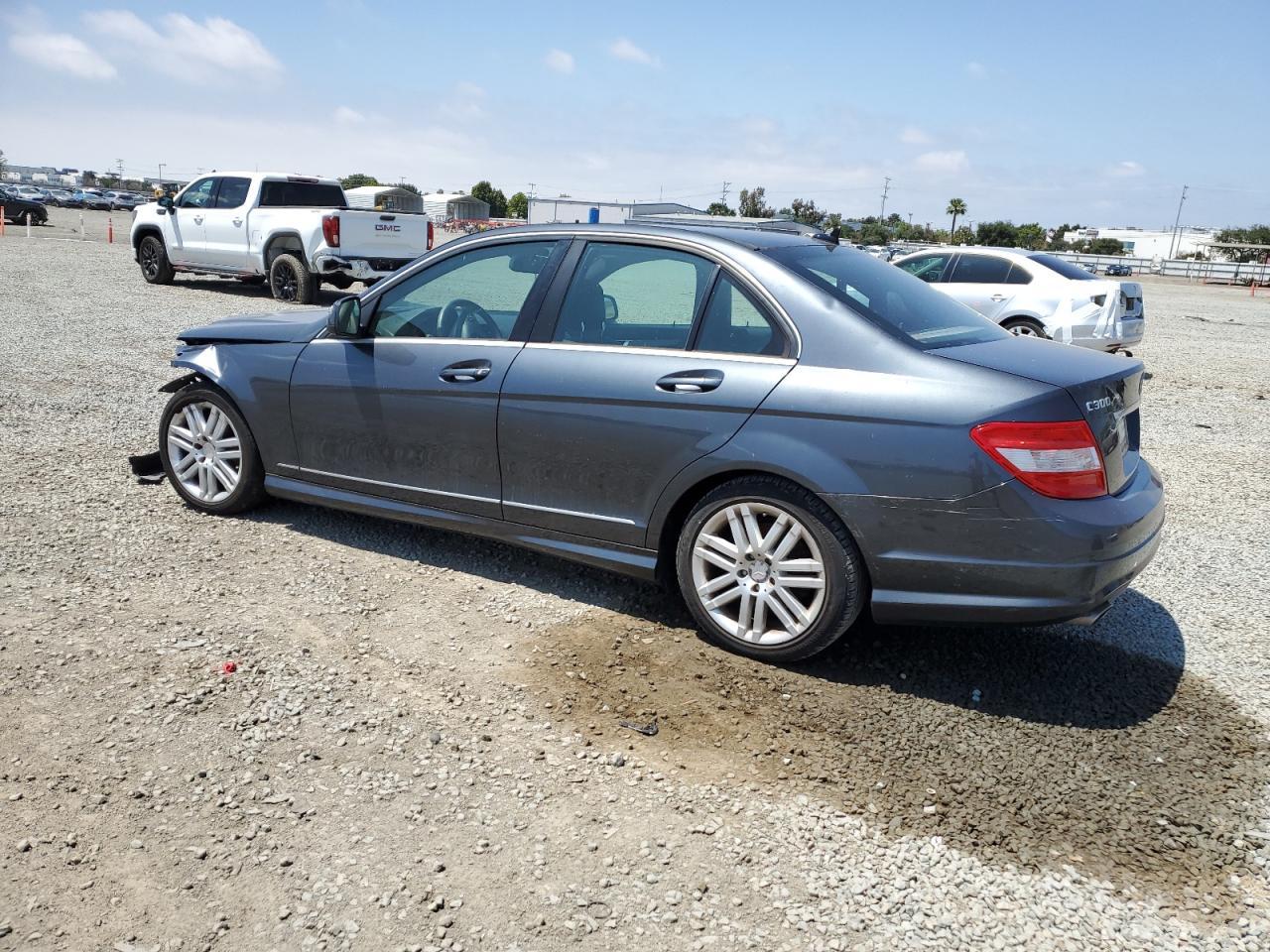 2009 Mercedes-Benz C 300 - Фото 2