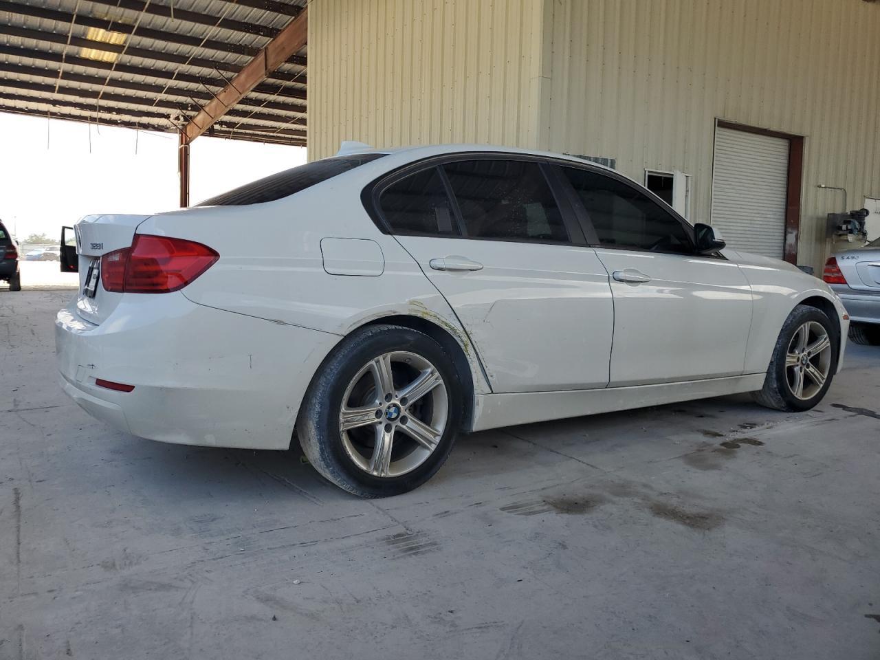 2014 BMW 328 I Sulev - Image 3