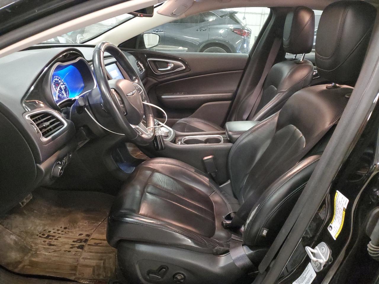 2015 Chrysler 200 C - Image 7