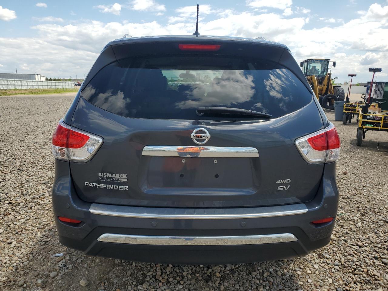 2013 Nissan Pathfinder S - Image 6