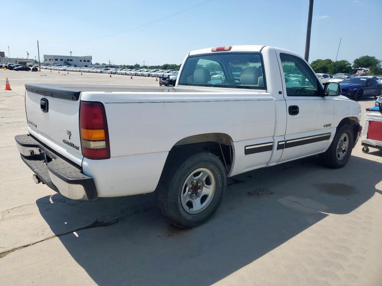 1999 Chevrolet Silverado C1500 - Фото 3