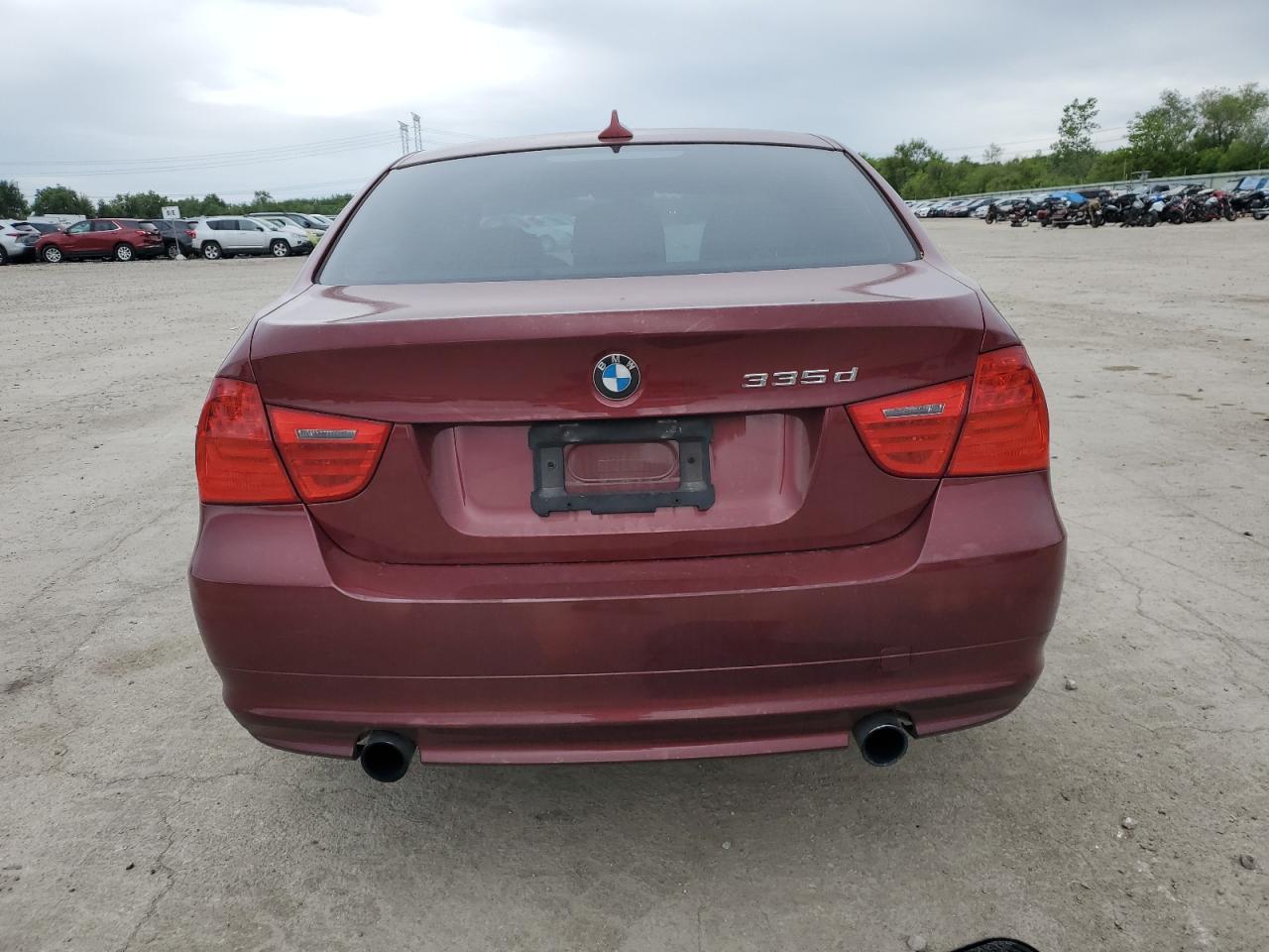 2011 BMW 335 D - Фото 6
