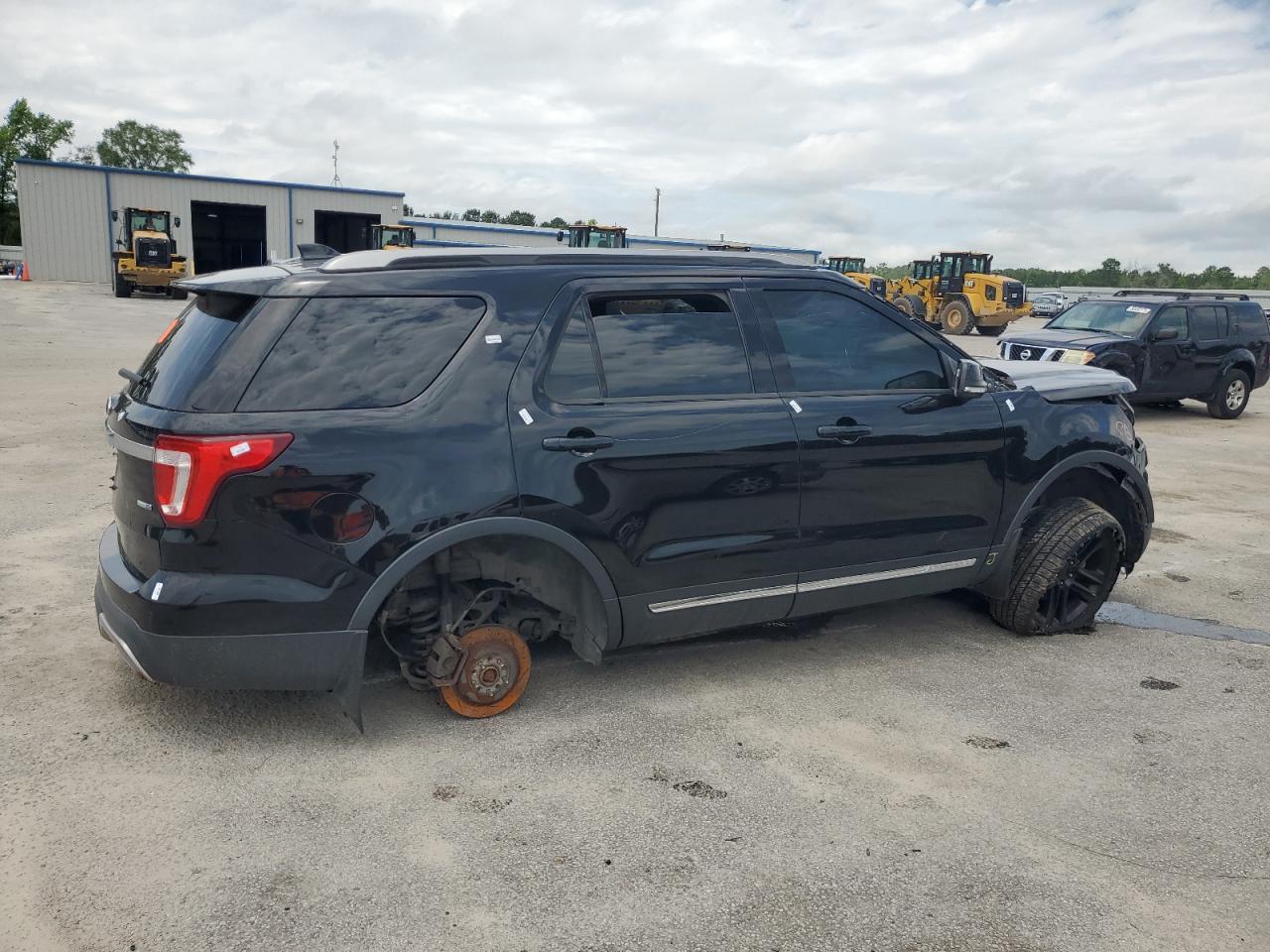 2016 Ford Explorer Xlt - Фото 3