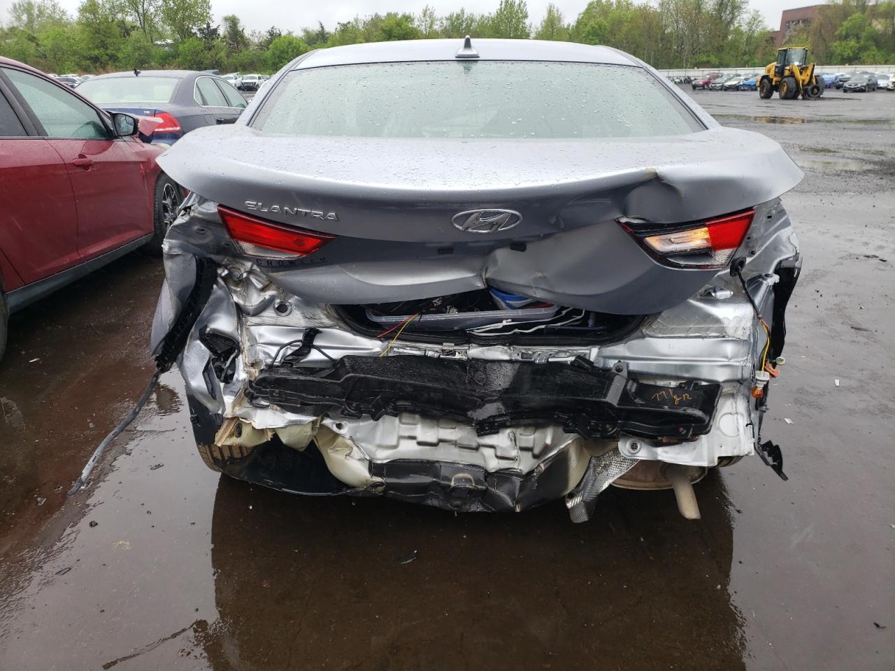 2016 Hyundai Elantra Se - Фото 6