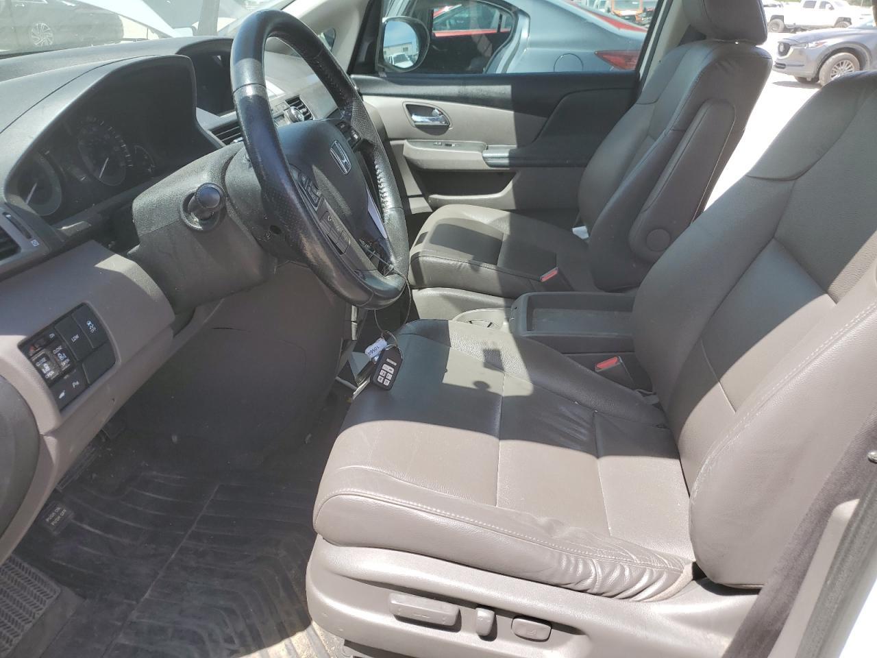 2016 Honda Odyssey Touring - Фото 7