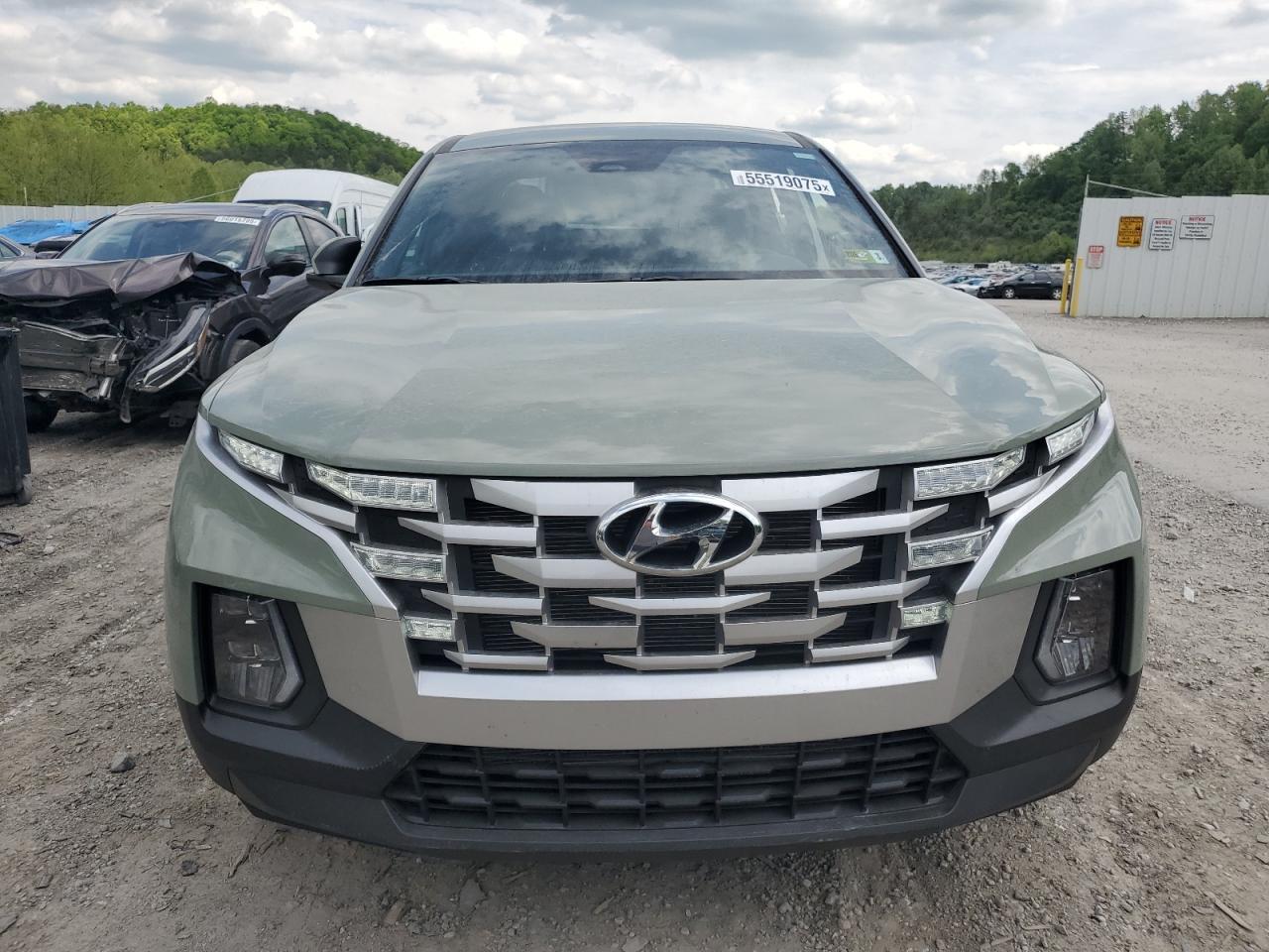 2024 Hyundai Santa Cruz Se - Image 5
