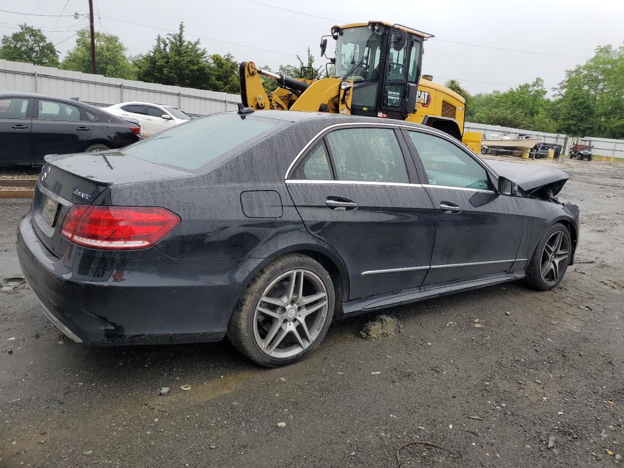 2014 Mercedes-Benz E 350 4Matic - Image 3