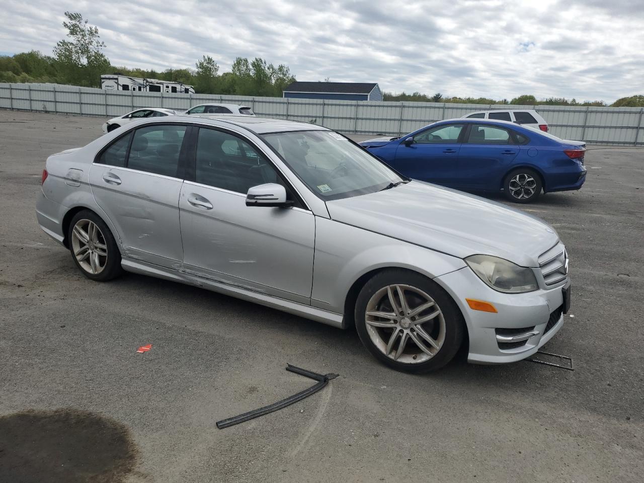2012 Mercedes-Benz C 300 4Matic - Фото 4