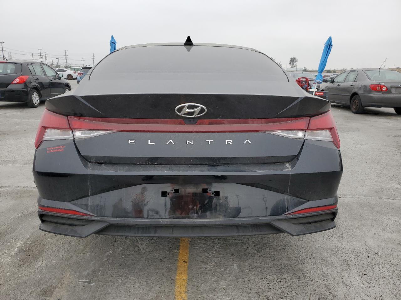 2023 Hyundai Elantra Se - Фото 6
