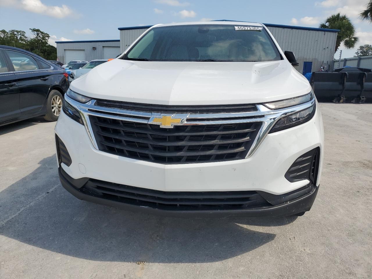 2024 Chevrolet Equinox Ls - Image 5