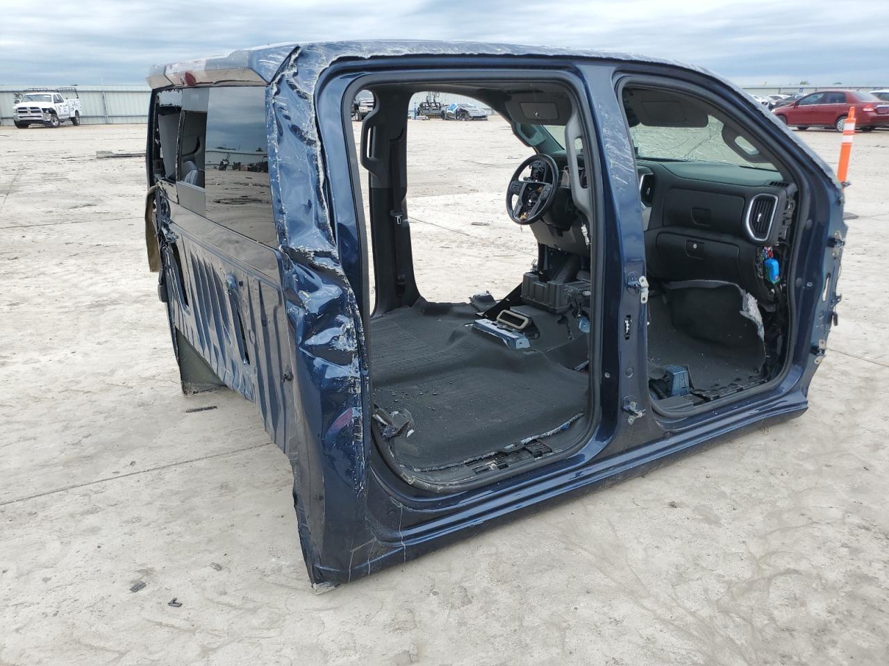 2022 GMC Sierra K2500 Denali - Image 3