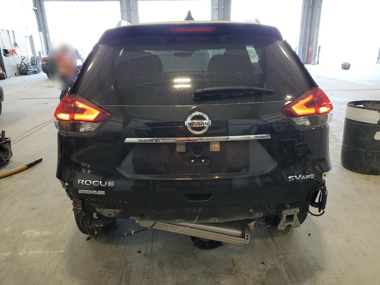 2020 Nissan Rogue S - Фото 6