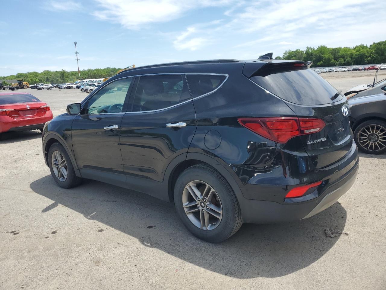 2017 Hyundai Santa Fe Sport - Image 2