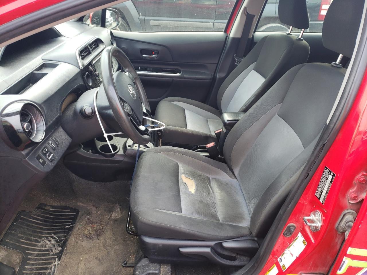 2019 Toyota Prius C - Фото 7