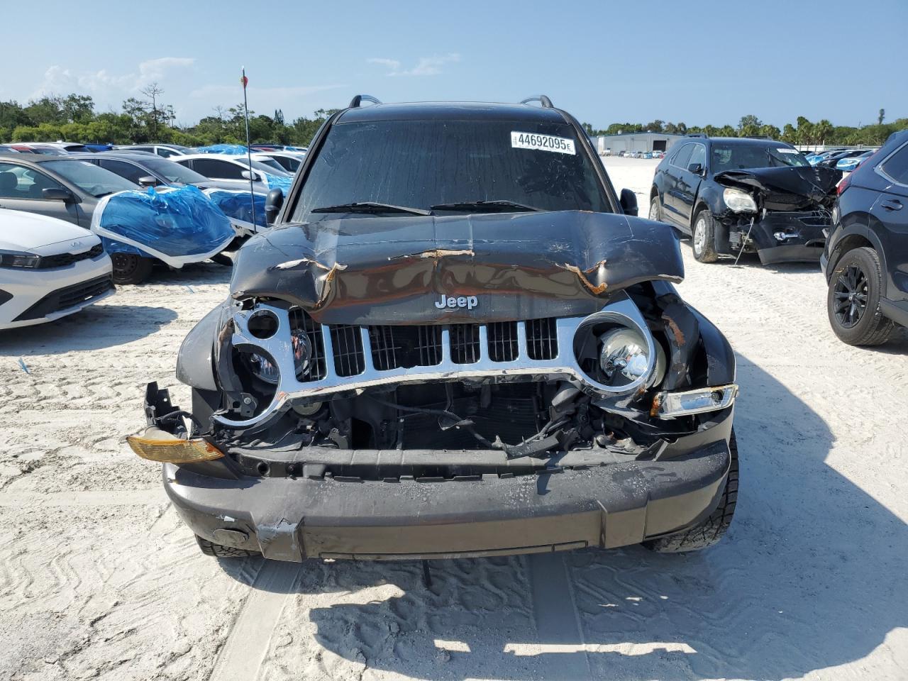 2005 Jeep Liberty Limited - Фото 5
