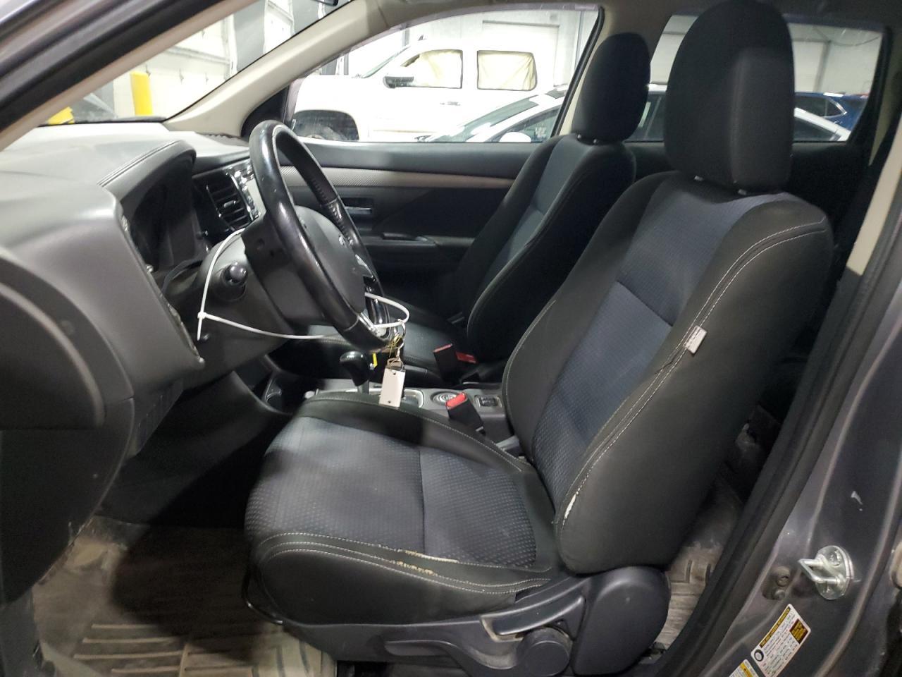 2016 Mitsubishi Outlander Se - Image 7