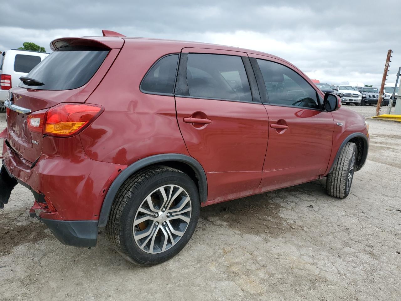 2018 Mitsubishi Outlander Sport Es - Фото 5