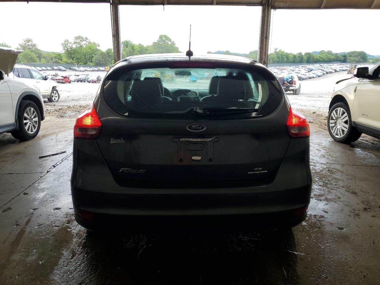 2015 Ford Focus Se - Image 6