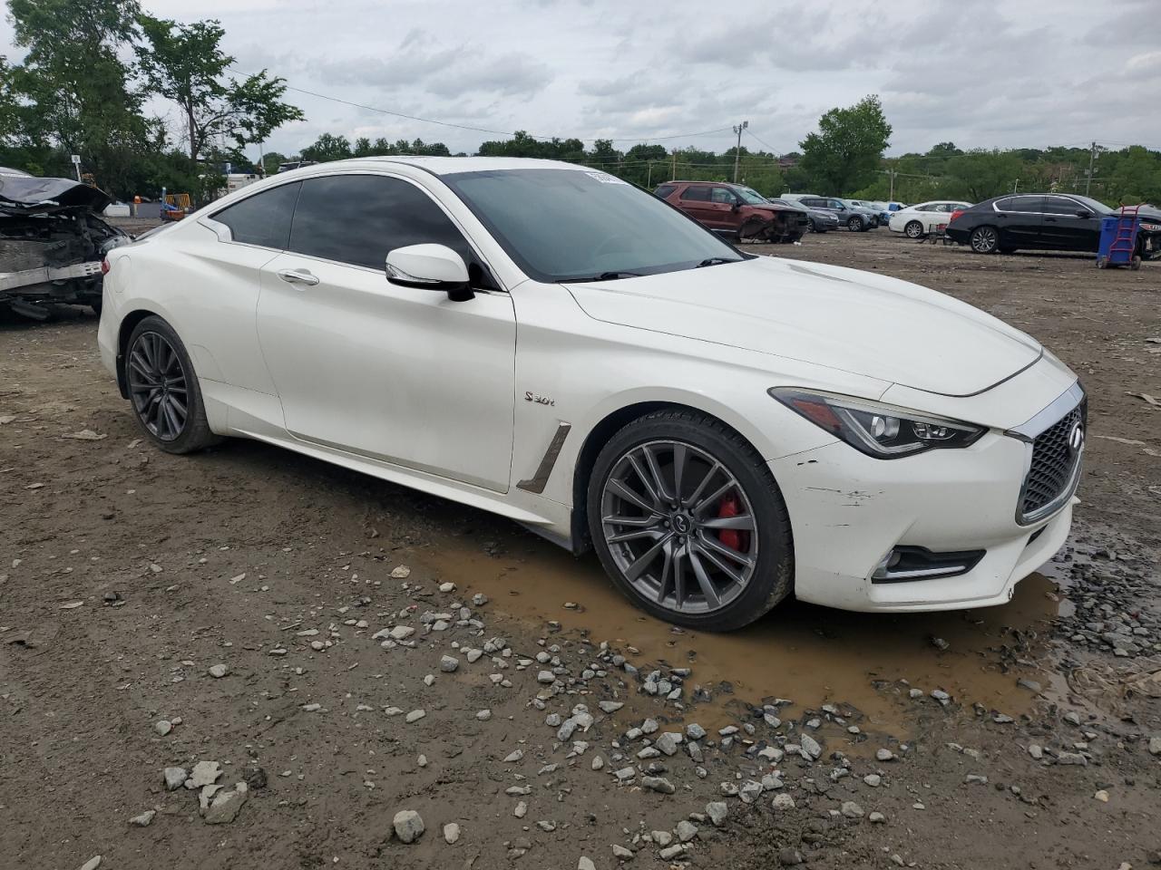 2017 Infiniti Q60 Red Sport 400 - Фото 4
