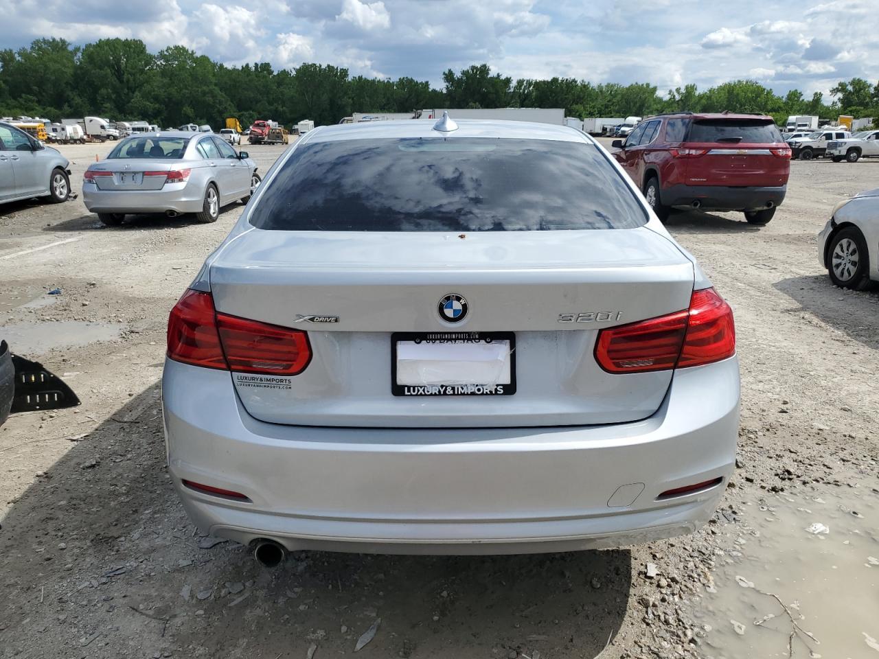 2018 BMW 320 Xi - Image 6