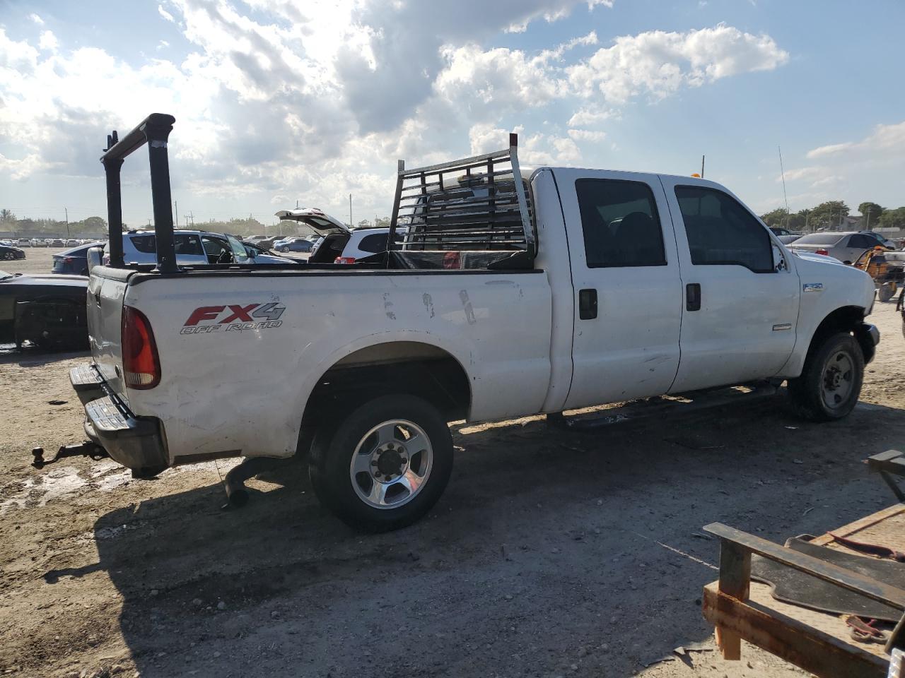 2005 Ford F250 Super Duty - Image 3