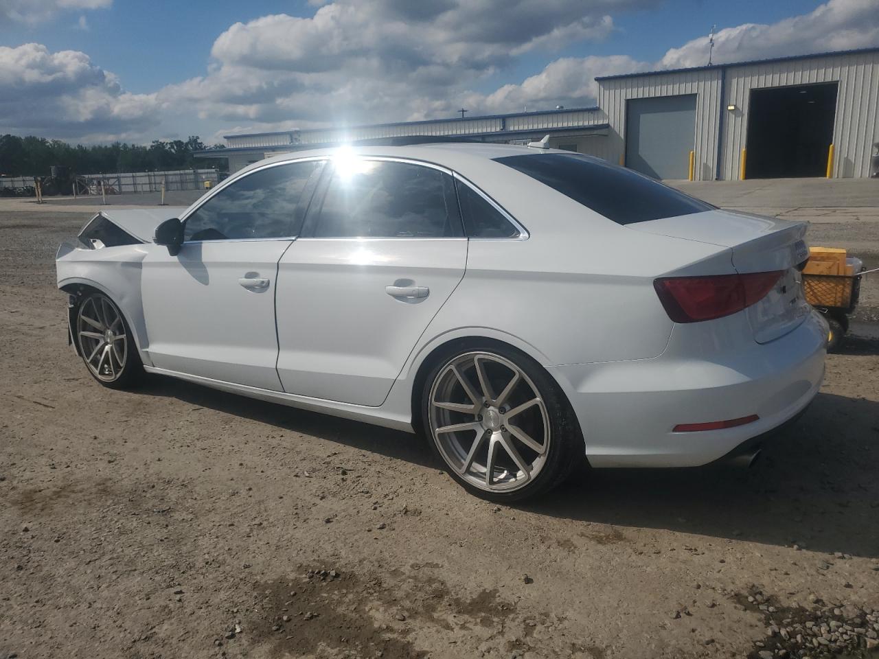 2015 Audi A3 Premium Plus - Фото 2