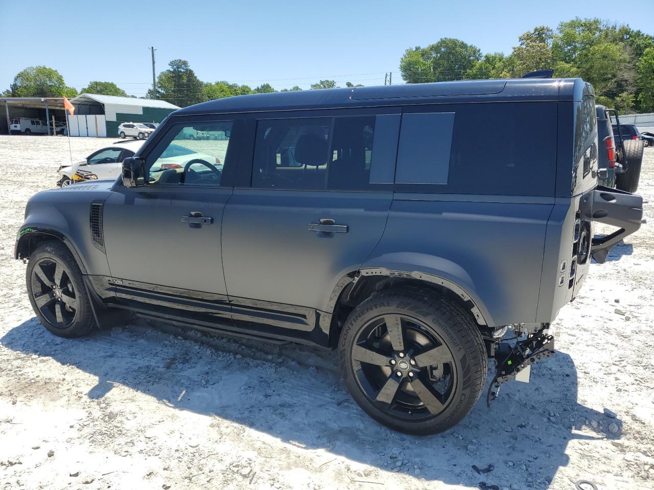 2025 Land Rover Defender 110 - Фото 2