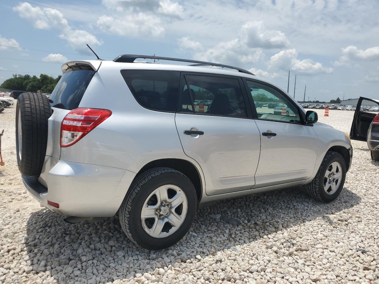 2010 Toyota Rav4 - Фото 3