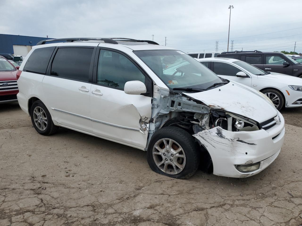 2005 Toyota Sienna Xle - Image 4