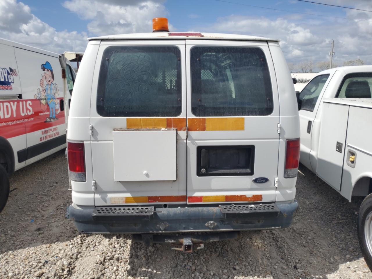 2008 Ford Econoline E350 Super Duty Van - Фото 6