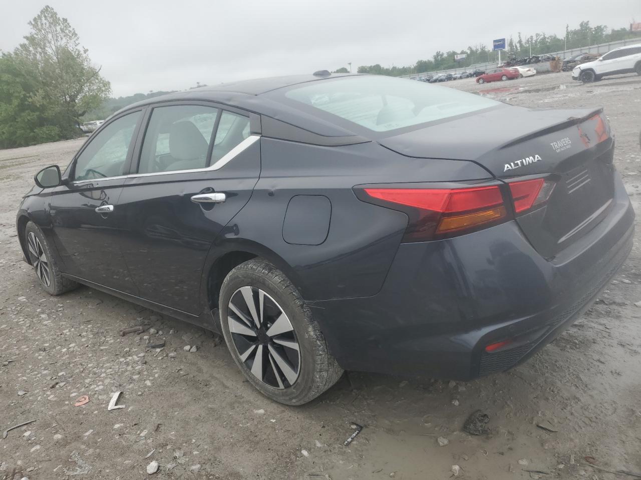 2021 Nissan Altima Sv - Image 2